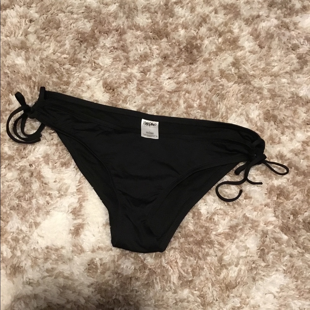 Mossimo side tie swim bottom size L